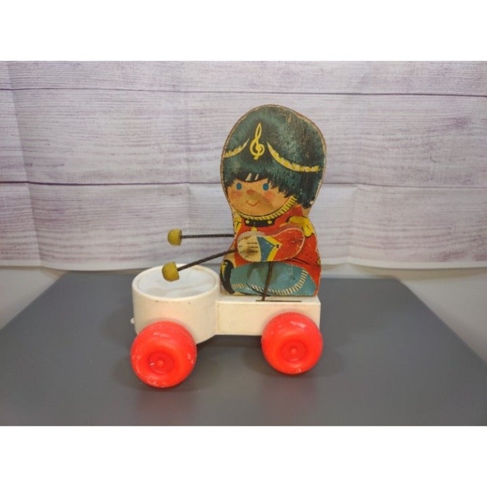 Vintage 1967 Fisher Price Drummer Boy Wooden/Plastic Pull Toy *STILL WORKS*